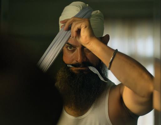 Aamir Khan suffered knee injury during Laal Singh Chaddha shoot