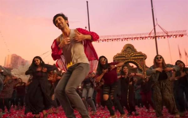Fans display their Fabulous moves as they dance on the newest celebration song, Dance Ka Bhoot from Brahmastra Part One: Shiva