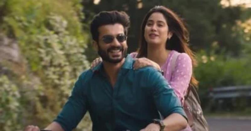 Mili Dialogues starring Janhvi Kapoor, Sunny Kaushal, Manoj Pahwa