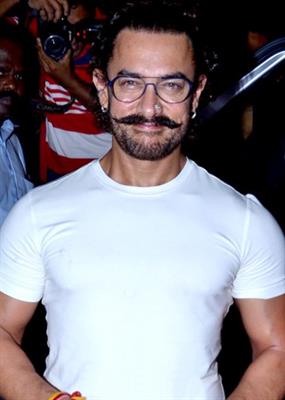Aamir Khan accepts offer from Rajasthan Royals, will join the team during preparations for IPL next season