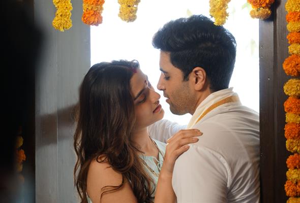 Major Movie Stills starring Adivi Sesh and Saiee Manjrekar