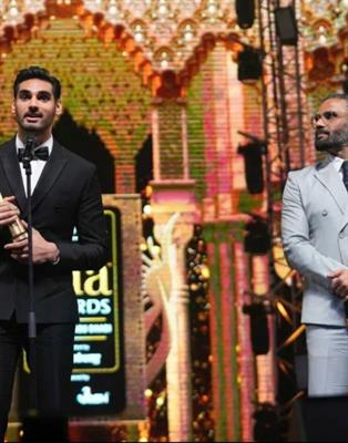 Ahan Shetty wins 'Best Actor Debut' at IIFA awards
