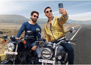 Selfiee teaser: Akshay Kumar, Emraan Hashmi set to create magic