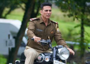 Cuttputlli movie stills starring Akshay Kumar, Rakul Preet Singh