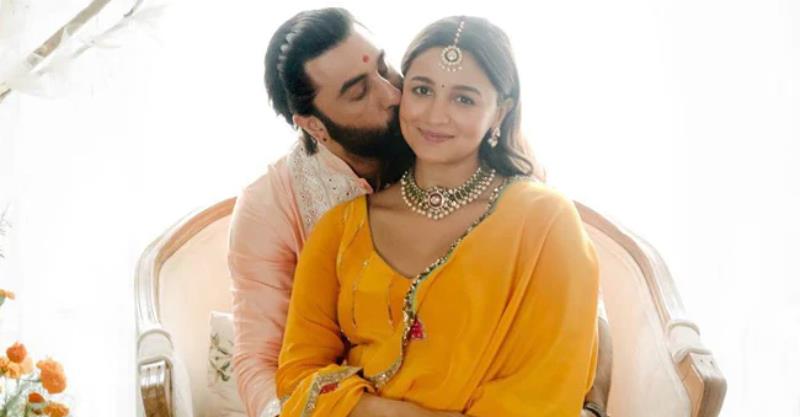 Alia Bhatt and Ranbir Kapoor are blessed with a baby girl