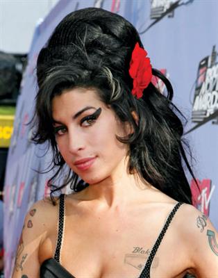 Happy Birthday: Amy Winehouse's Birthday best songs