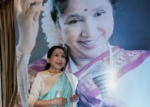 Living legend Asha Bhosle to create world history on her 90th birthday!!, details inside