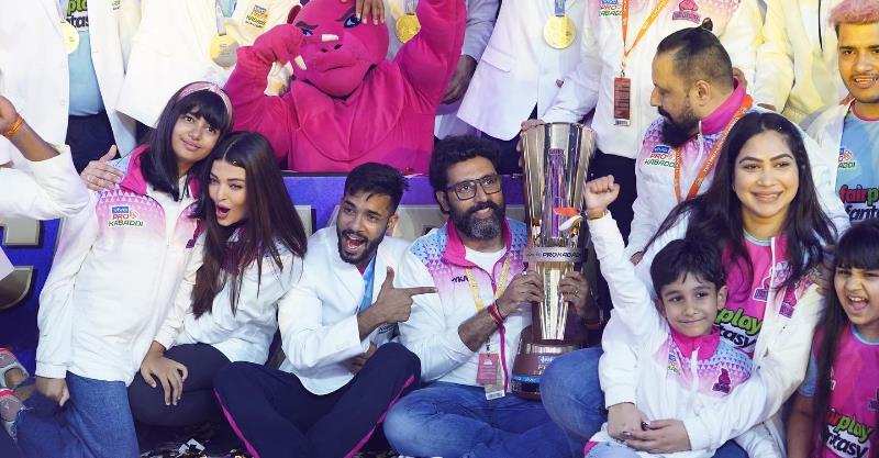 Bachchans Rejoice As Jaipur Pink Panther wins Pro Kabaddi League