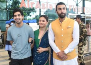 Ranbir Kapoor, Alia Bhatt and Ayan Mukerji stopped by Bajrang Dal from entering Ujjain temple as they promote Brahmastra