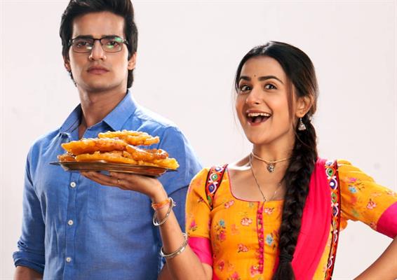 Mithai Co-Stars Debattama Saha and Aashish Bharadwaj might not just be a reel couple