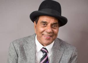 Dharmendra Health Update: The legend discharged from hospital, family decides to take him home, confirms Doctor from Breach Candy hospital