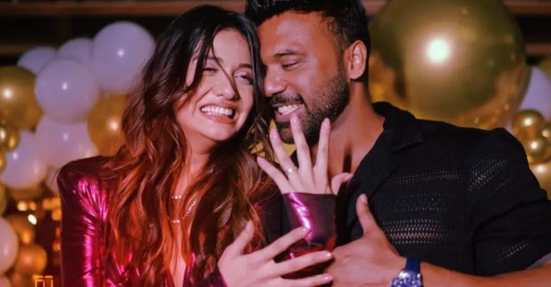 Bigg Boss OTT winner Divya Agarwal announced her engagement to restaurateur Apurva Padgaonkar 