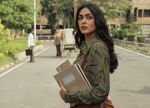 Pippa: What is making Mrunal Thakur Overwhelmed?