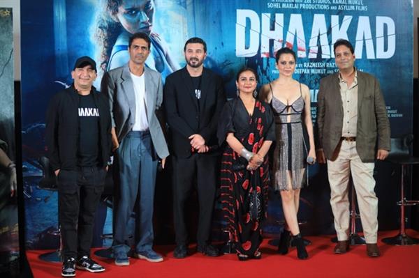 Kangana Ranaut’s Dhaakad trailer is power packed and the actress as Agent Agni sets the screen on fire!