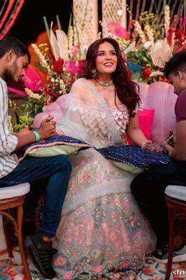 Richa Chadha and Ali Fazal look love struck in these new intimate moments from their Sangeet and Mehendi