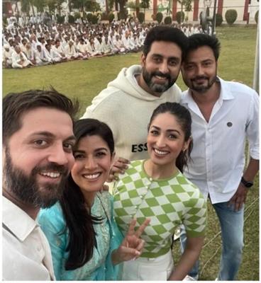 Abhishek Bachchan Dasvi screening with Agra Jail inmates 