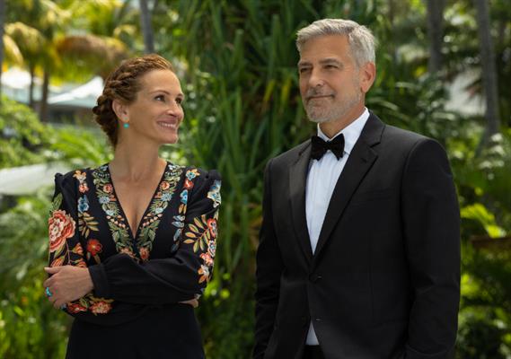 Julia Roberts George Clooney Ticket To Paradise Dussehra