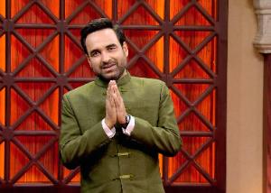 Pankaj Tripathi takes to the katghara on Amazon miniTV’s comedy show, Case Toh Banta Hai