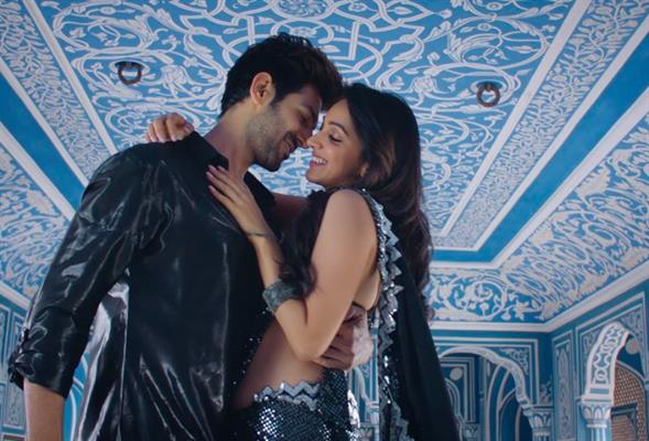 Bhool Bhulaiyaa 2 – Hum Nashe Mein Toh Nahin Song Lyrics starring Kartik Aaryan and Kiara Advani