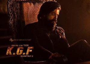 KGF 2 movie review : This is how you create a BLOCKBUSTER!!!