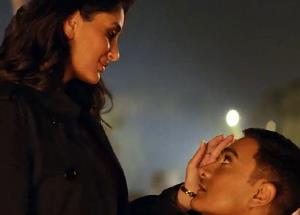 Phir Na Aisi Raat Aayegi Song Lyrics from Laal Singh Chaddha starring Aamir Khan and Kareena Kapoor