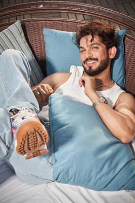 Arjun Bijlani, joins Sunny Leone to host MTV Splitsvilla X4