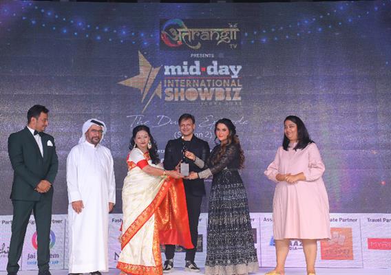 Vaani Kapoor, Parineeti Chopra, Isha Kopikar, Pooja Chopra, and Esha Gupta were honoured with Mid-Day International Showbiz Award, Dubai 2022