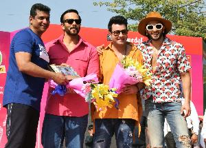 Ranveer Singh, Rohit Shetty , Varun Sharma came to promote their film Cirkus at Malad Masti.      