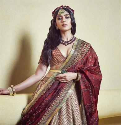 Happy Birthday: Mrunal Thakur's lehenga looks