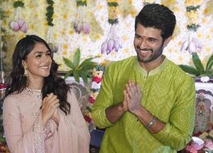 Mrunal Thakur to pair up with Vijay Deverakonda for her next?! Details inside