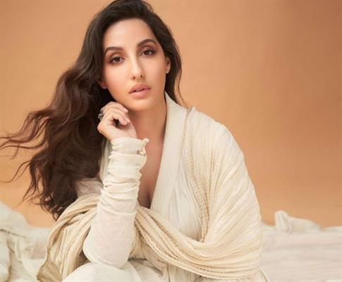 Nora Fatehi channels the yester-year actress vibes in #Manike!