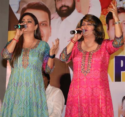 Singer duo Preety-Pinky to perform at a Rang Raas Navratri for free in Mumbai