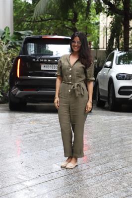 Post the success of Dasvi, Actress Nimrat Kaur treats herself to a swanky new Fifth Generation Range Rover