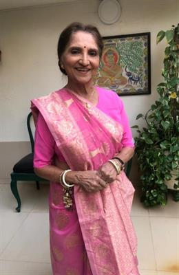  Sarita Joshi as Moti Baa