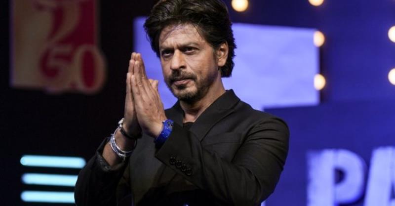 Shah Rukh Khan's epic reply after he being asked to do Besharam Rang dance step