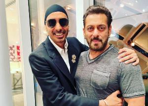 Singer-Performer Sukhbir collaborates with Salman Khan for the first time for 'Billi Billi Akh’ in ‘Kisi Ka Bhai Kisi Ki Jaan’