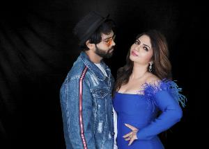 The peppy punjabi track "Tak Takni," which features glamorous singer Pooja Giyanani and Divyankar Patidar, will be released on February 6, 2023