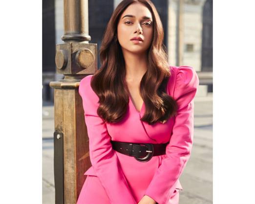 These 5 Looks Of Aditi Rao Hydari Gave Us A Heart Quake