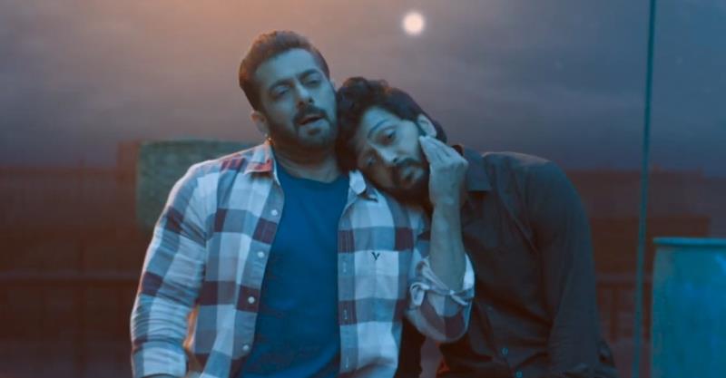 Ved – Ved Lavlay Song Lyrics starring Salman Khan, Riteish Deshmukh, Genelia Deshmukh