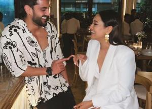 Viral Image of Sonakshi Sinha and Zaheer Iqbal gets deleted ; leaves Netizens wonder what could be the reason behind it