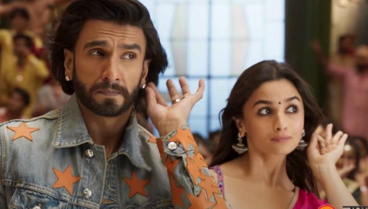 What Jhumka? Lyrics from Rocky Aur Rani Ki Prem Kahan featuring Ranveer Singh and Alia Bhatt