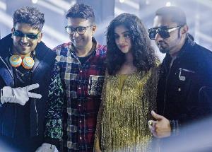 Bhushan Kumar surprises Yo Yo Honey Singh, Guru Randhawa & Divya Khosla Kumar on the sets of Designer