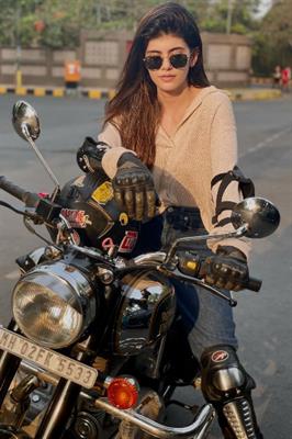 Sanjana Sanghi learns  to ride a bike for her next film Dhak Dhak!