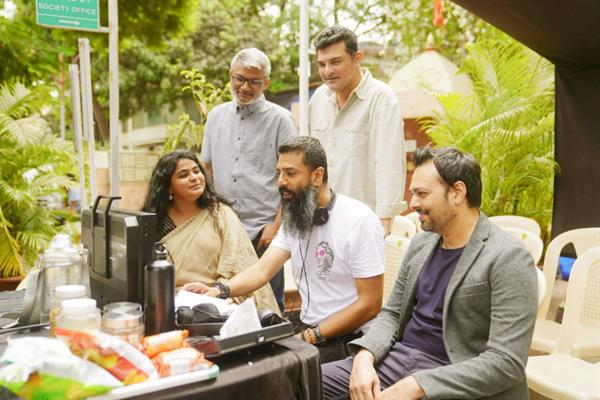 Bas Karo Aunty: Nitesh and Aswini Tiwari with Star Sudios, RSVP, ROY Kapur Films announce an adult comedy ?!