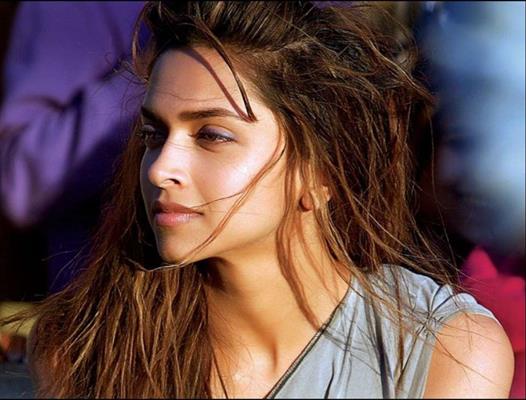 Throwback: “Veronica will always be one of the most special characters I’ve played on screen”, says Deepika Padukone; Cocktail completes 10 years today