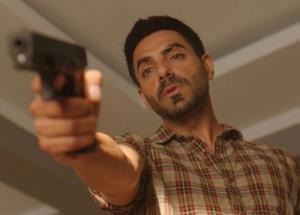 Aparshakti Khurana to play a Kahsmiri terrorist in his next, learns Kashmiri and sheds weight to essay the role