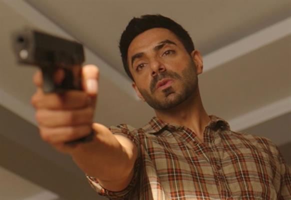 Aparshakti Khurana to play a Kahsmiri terrorist in his next, learns Kashmiri and sheds weight to essay the role