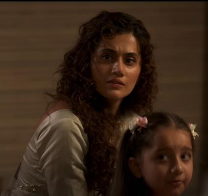 Catch Taapsee Pannu's two different avatars but not in a double role in Dobaaraa