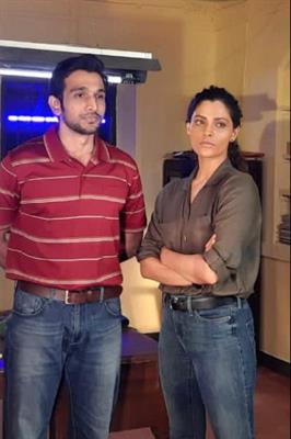 Saiyami Kher collaborates with Pratik Gandhi for her next project