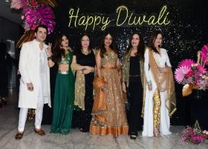 Krishan Kumar’s Diwali bash was a star studded affair, several celebrities from film as well as music industry were in attendance! See Here! 
